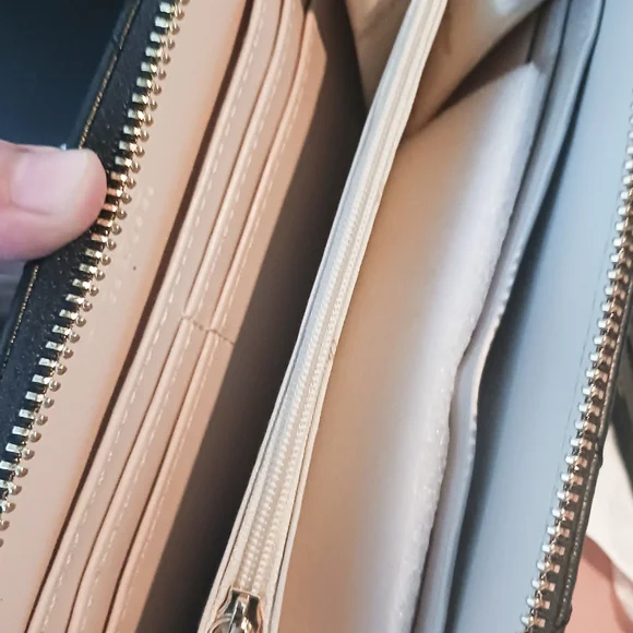 Bebe Quilted BLK Clutch/Wrislet/  Leather Wallet W Card Case Keychain NEW NWT - Picture 5 of 7